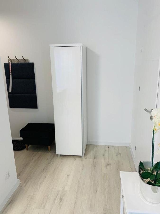 Apartament Walczaka 15 Miejsce Parkingowe Гожов Велкополски Екстериор снимка